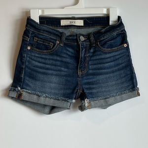 BKE JEAN SHORTS SIZE: 24